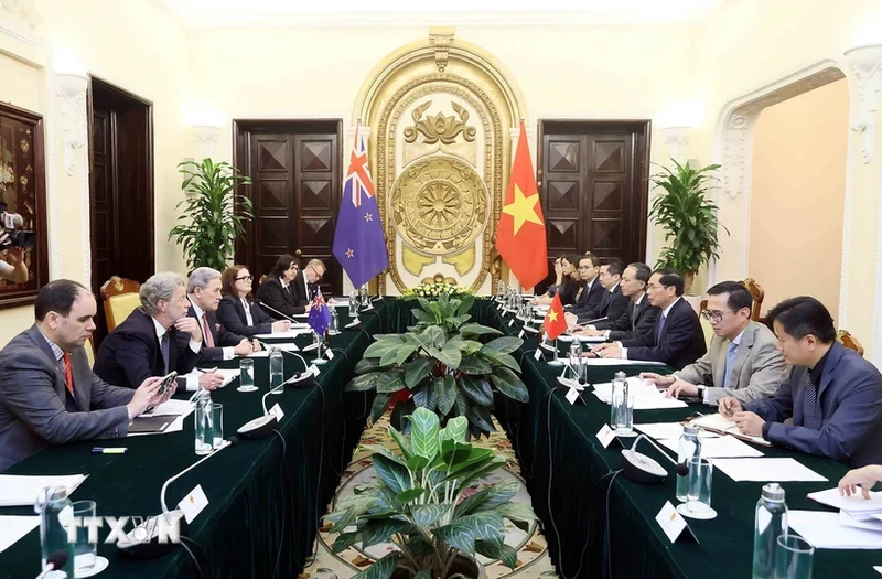 越南与新西兰第二次外长会议。