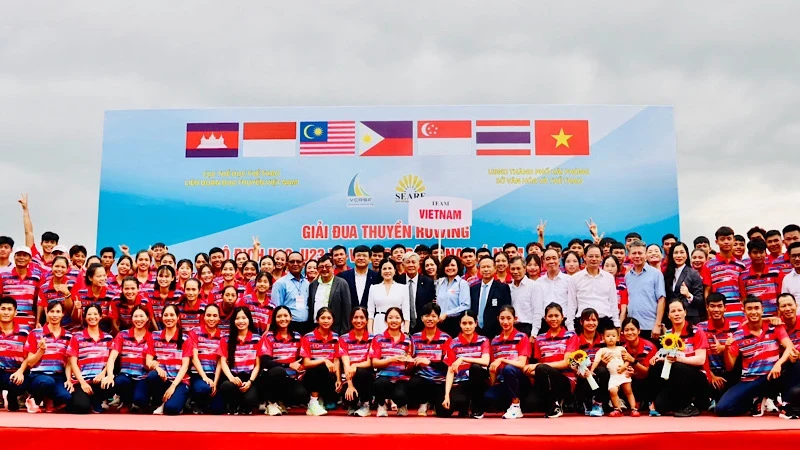 U19与U23赛艇、皮划艇锦标赛暨东南亚锦标赛开幕。