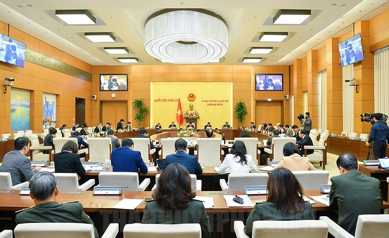 越南国会常委会在第18次会议场景。（图片来源：hcmcpv.org.vn）