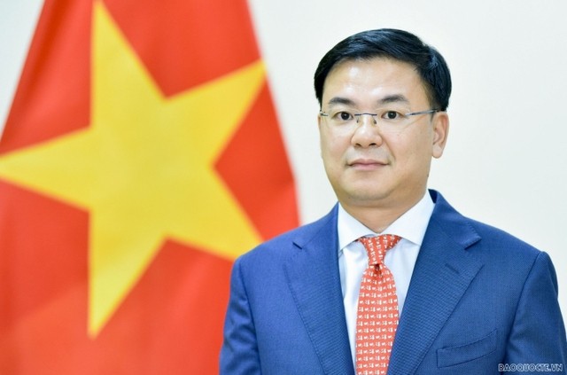 越南外交部副部长、越南外交部旅外越南人国家委员会主任范光效。