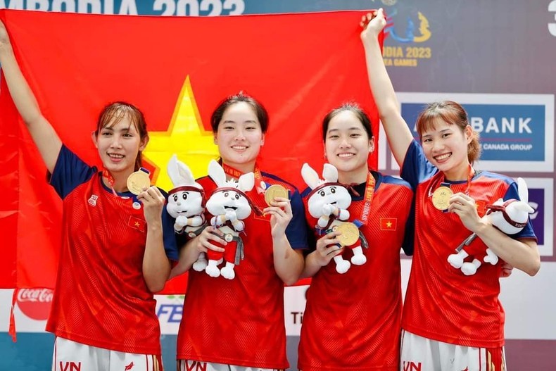 越南篮球队夺得首枚东运会三人女篮金牌。