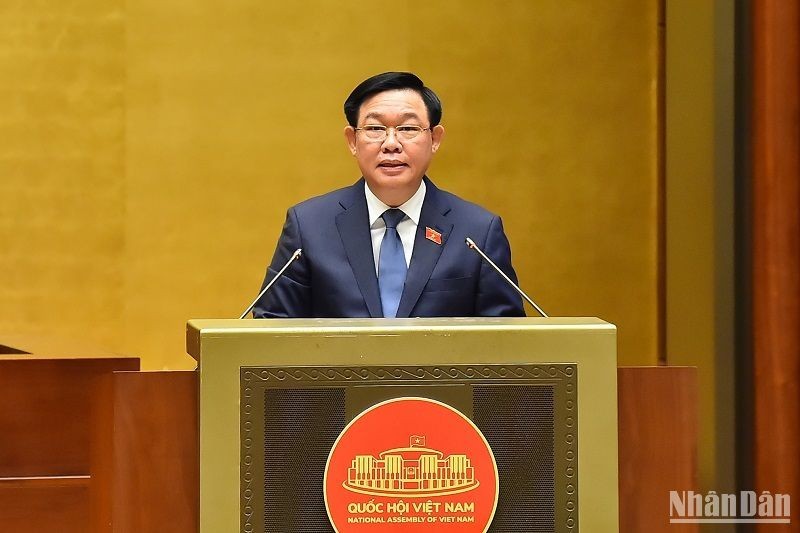 越南国会主席王廷惠发表了总结性讲话。