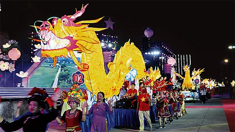 宣城文化节是宣光省的独特旅游产品。