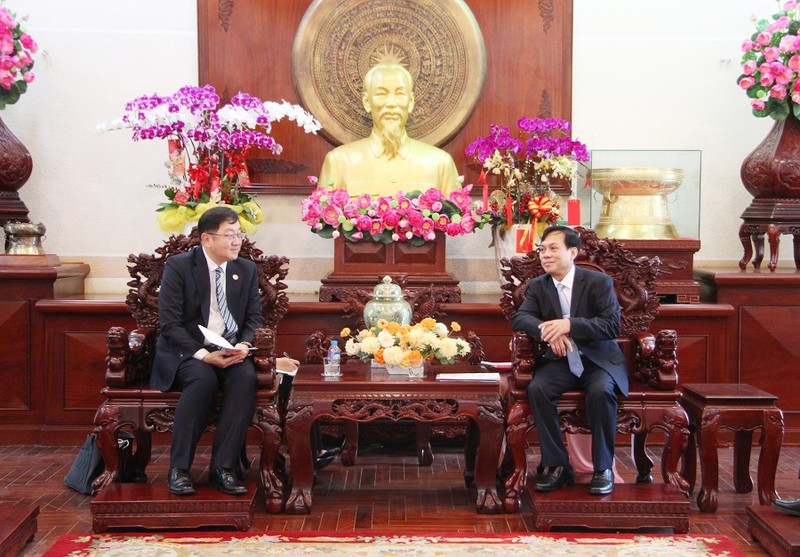 芹苴市人民委员会副主席阮玉赫会见马来西亚驻越南大使陈扬泰。（图片来源：cantho.gov.vn）