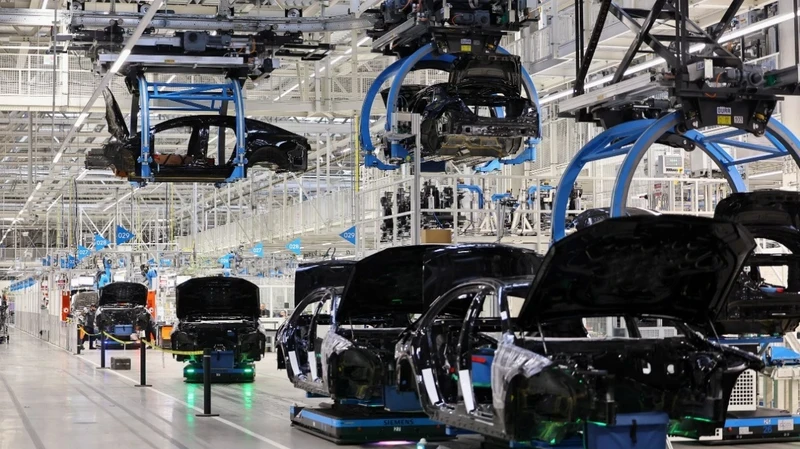 2024年3月4日，位于德国辛德尔芬根梅市的赛德斯-奔驰现代化生产车间。（图片来源：Reuters）