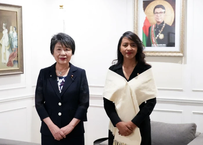 2024年4月27日，日本外务大会见马达加斯加外长。（图片来源：日本外务省）
