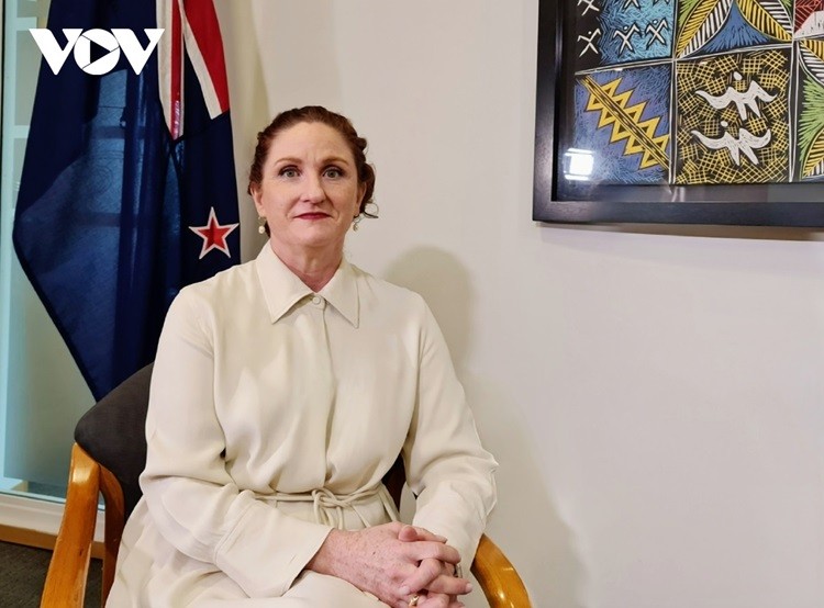 新西兰驻越南大使卡罗琳·雷切尔·贝雷斯福德。
