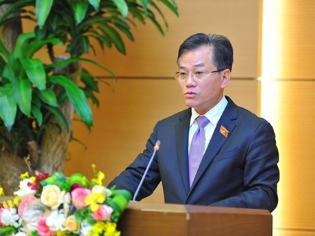 越南国会对外委员会副主任敦俊峰。