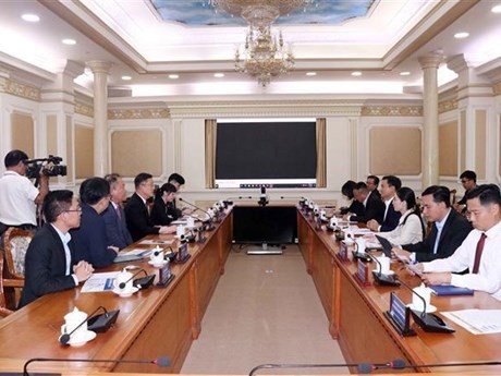 胡志明市愿加强与韩国三星工程建设（越南）公司的合作