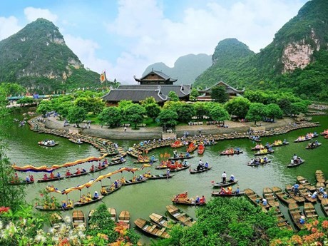 长安名胜群旗下长安-三谷-碧洞国家级特殊风景名胜区。
