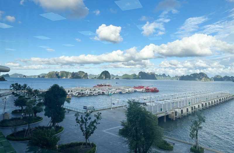 云屯仙湖高级港口由梅权旅游有限公司投资。