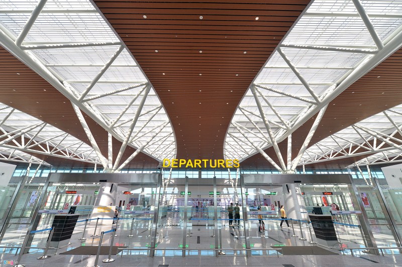 岘港国际机场。