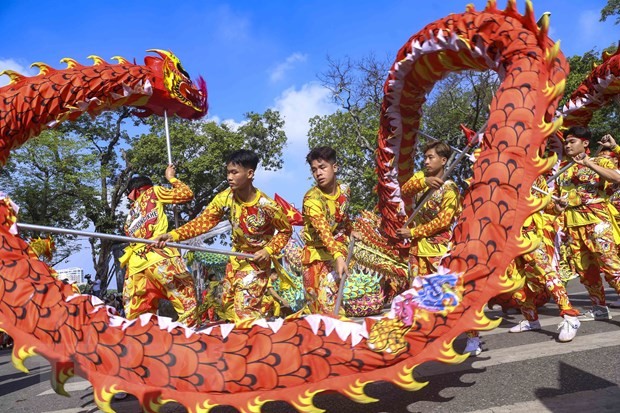 河内秋季狂欢节在还剑湖步行街举行。