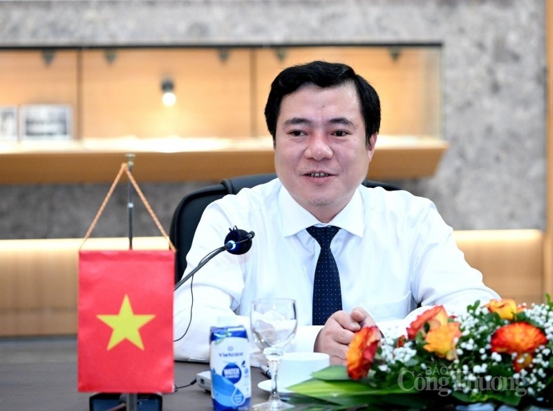 越南工贸部副部长阮生日新。