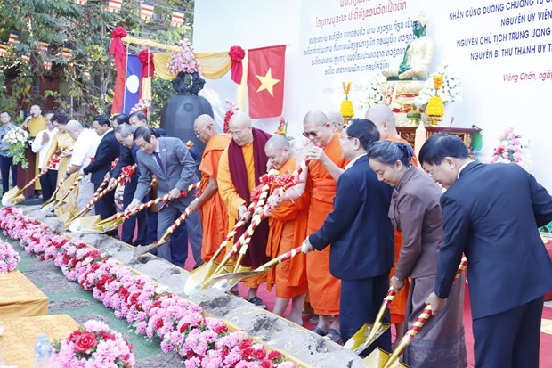 老挝万象佛迹寺修缮项目正式动工。