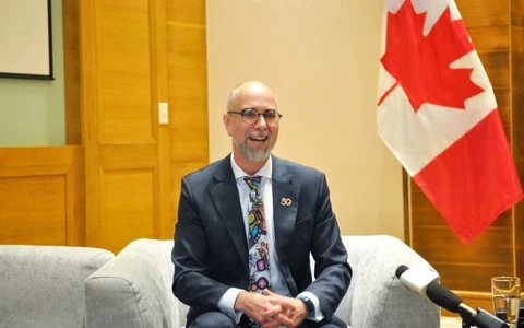 加拿大驻越南大使肖恩·斯泰尔。（图片来源：tuoitre.vn）