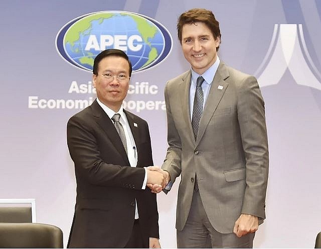 出席第30届亚太经合组织领导人会议周期间，美国时间11月16日下午，越南国家主席武文赏会见了加拿大总理贾斯廷·特鲁多。