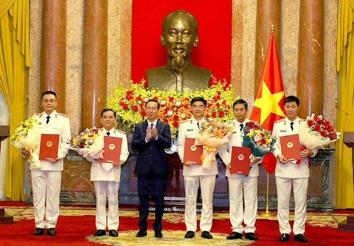 越南国家主席任命5名最高人民检察院最高人民检察院 。
