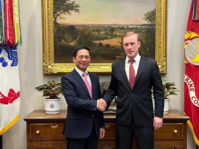 越南外交部部长裴青山会见美国国家安全顾问杰克·沙利文。