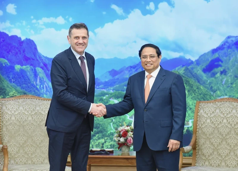 越南政府总理范明正会见保加利亚新任驻越大使。