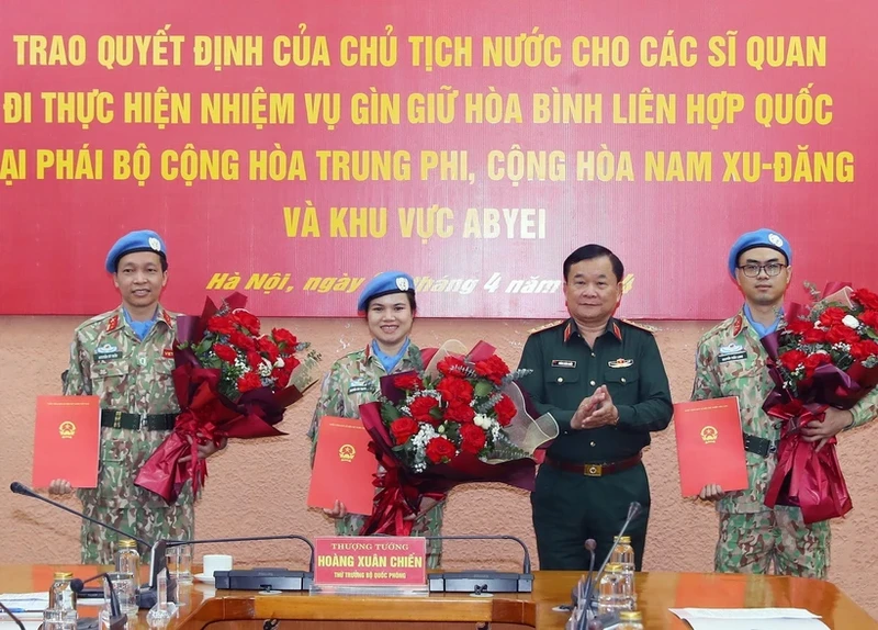 越南增派三名维和军官执行联合国维和任务。
