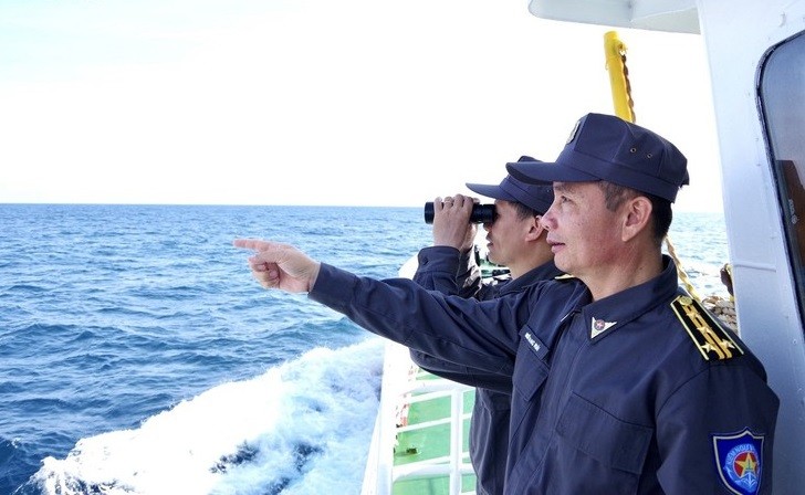 越南巴地头顿省头顿市渔业监督第二分队进行海上巡逻。