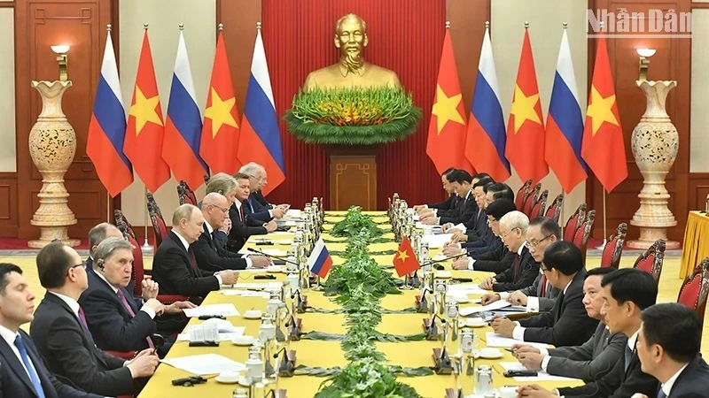 2024年6月20日，越共中央总书记阮富仲同俄罗斯总统普京举行会谈。（登科 摄）