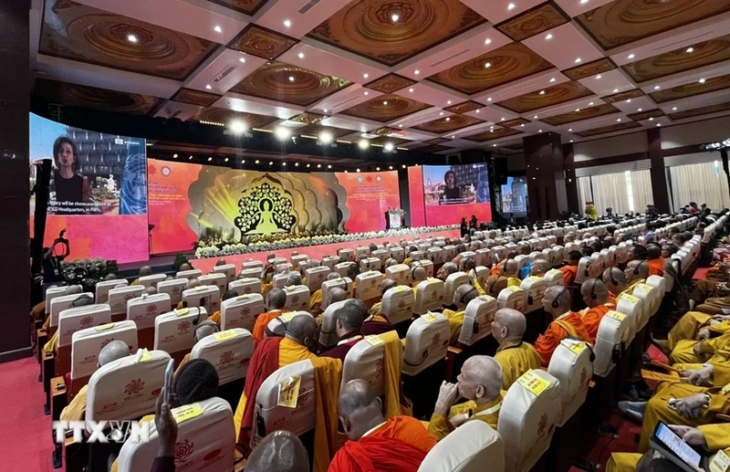 2025年第20届联合国卫塞节闭幕式全景。（图片来源：越通社）