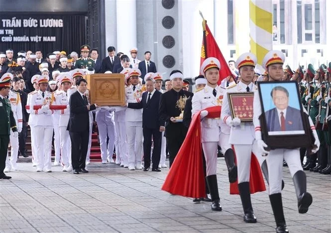 原越南国家主席陈德良追悼会隆重举行。（图片来源：越通社）