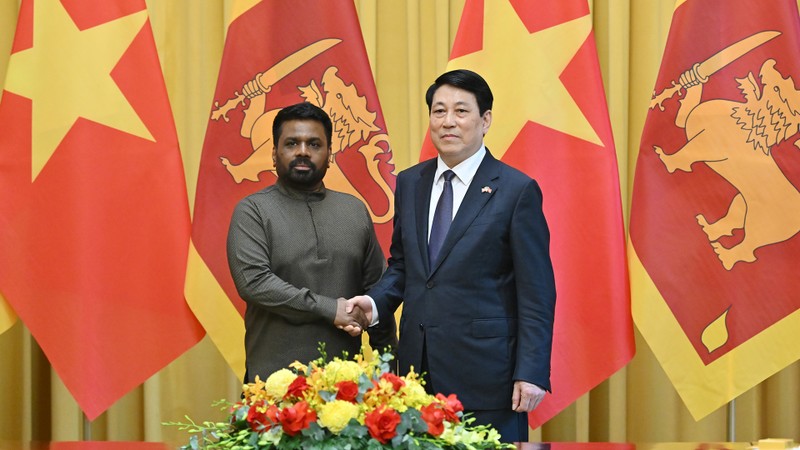 梁强主席和斯里兰卡总统阿努拉·库马拉·迪萨纳亚克。