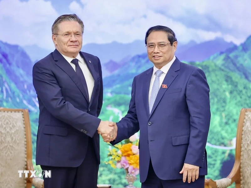 越南政府总理范明正会见俄罗斯联邦国家原子能公司（Rosatom）总经理阿列克谢·利哈切夫。