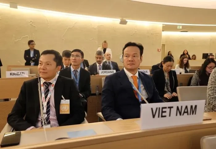 越南出席联合国人权理事会第58届会议高级别会议。