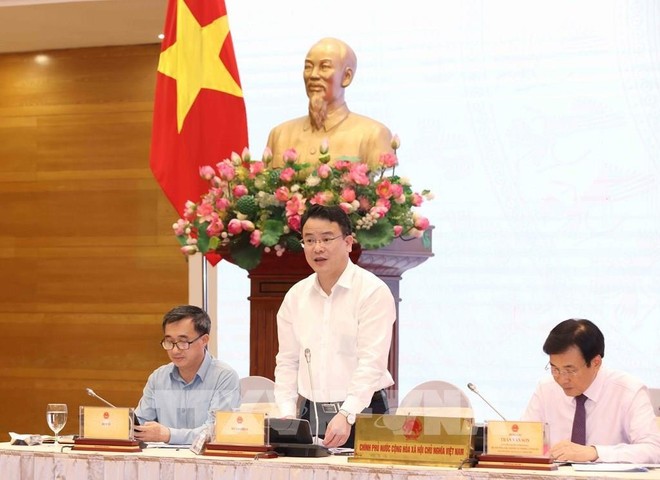 财政部副部长陈国方发表讲话。