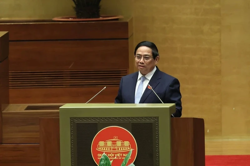 越南政府总理范明正在会上发表讲话。（图片来源：越通社）