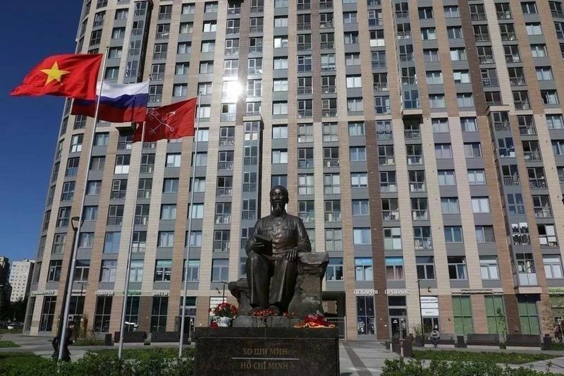 纪念伟大领袖胡志明主席诞辰135周年研讨会在俄罗斯举行