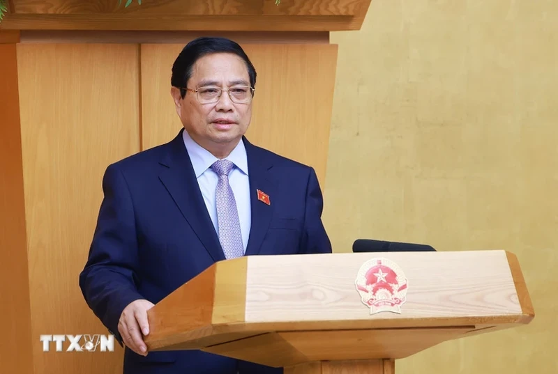政府总理范明正主持会议。（图片来源：越通社）