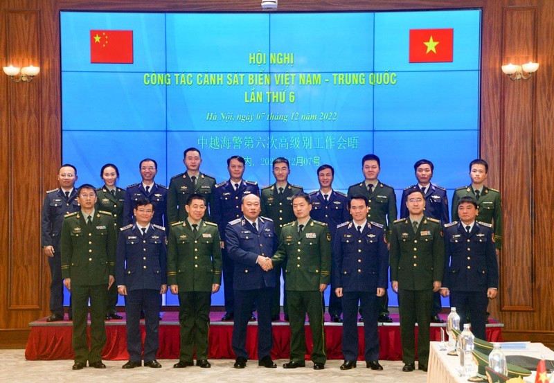 与会代表合影。（图片来源：canhsatbien.vn）