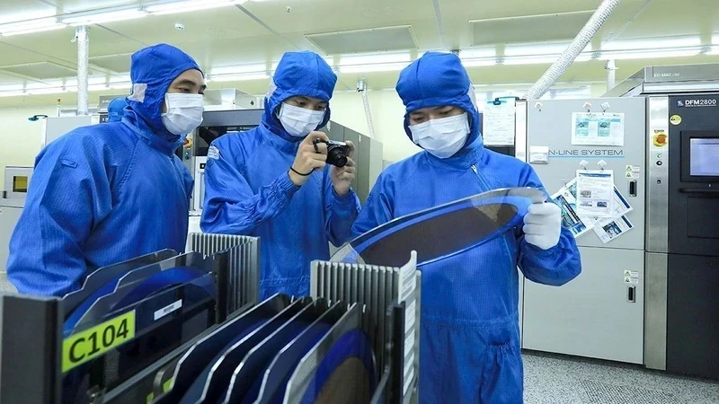 附图：北江省云中工业区韩国Hana Micron Vina责任有限公司的半导体生产原料工厂。
