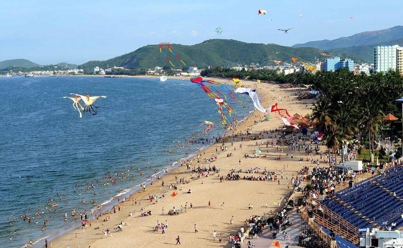 芽庄海滩一角。