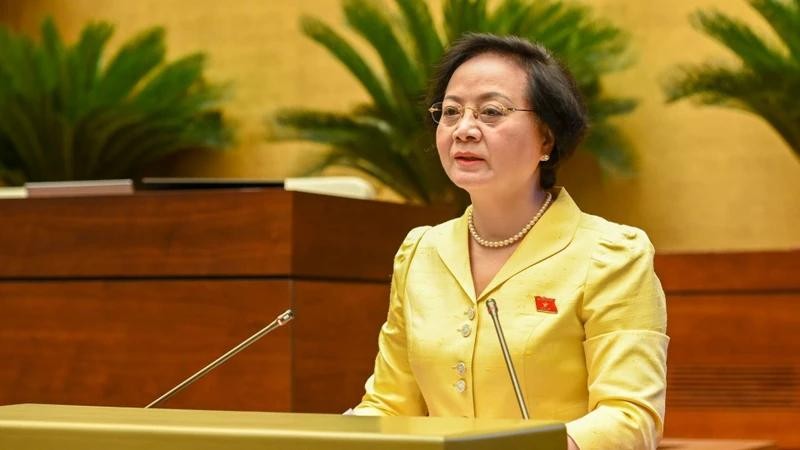 越南内务部长范氏清茶出任国家行政改革工作组组长。