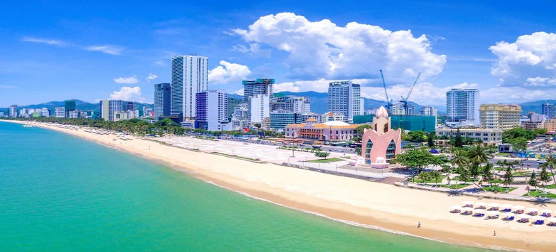 芽庄美丽的沙滩成为越南最受欢迎的“慢旅行”目的地。