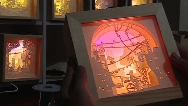 河内年轻设计师用剪纸艺术灯具点亮河内的记忆。（图片来源：越通社）