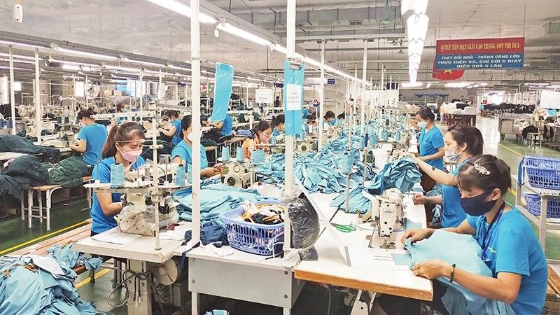 在河内纺织服装股份公司生产用于出口的纺织品。