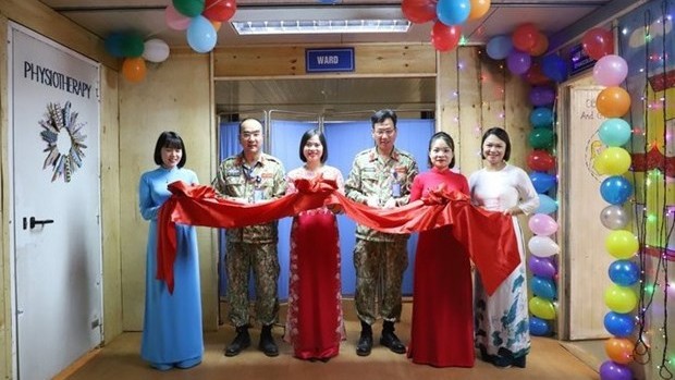 参加联合国南苏丹特派团的越南第四号二级野战医院已举行妇产科诊所开业启用仪式。