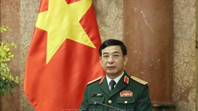 国防部部长潘文江大将。