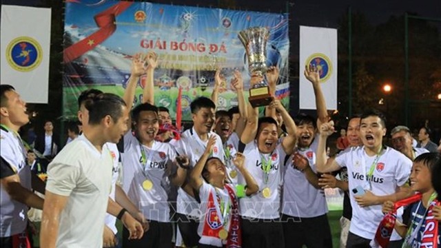 2022年夏季旅俄越南人社群足球锦标赛圆满落幕。（图片来源：越通社）
