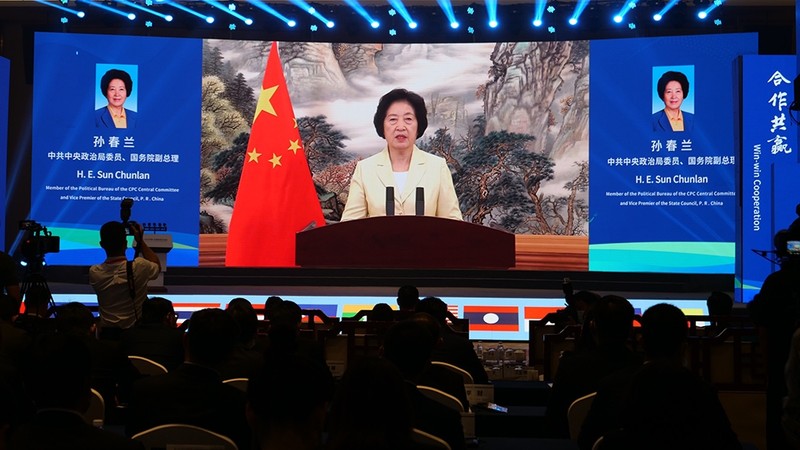中国国务院副总理孙春兰在开幕式上发表讲话。（杜微沙 摄）