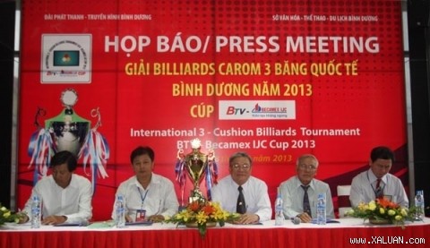 2013年平阳省国际三球法式台球锦标赛新闻发布会。