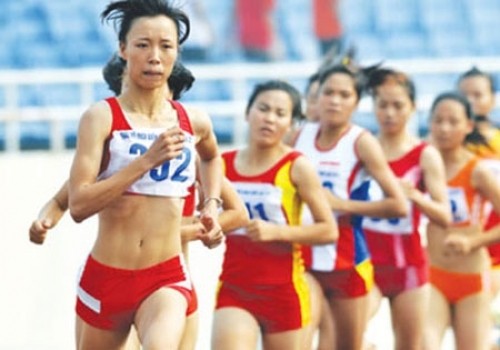 越南田径运动员杜氏草。