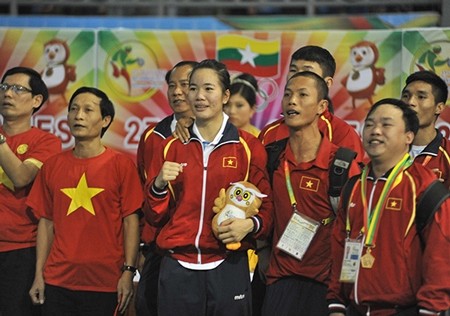刘氏缘选手给越南拳击摘得历史性金牌。（图片来源：民智报网）